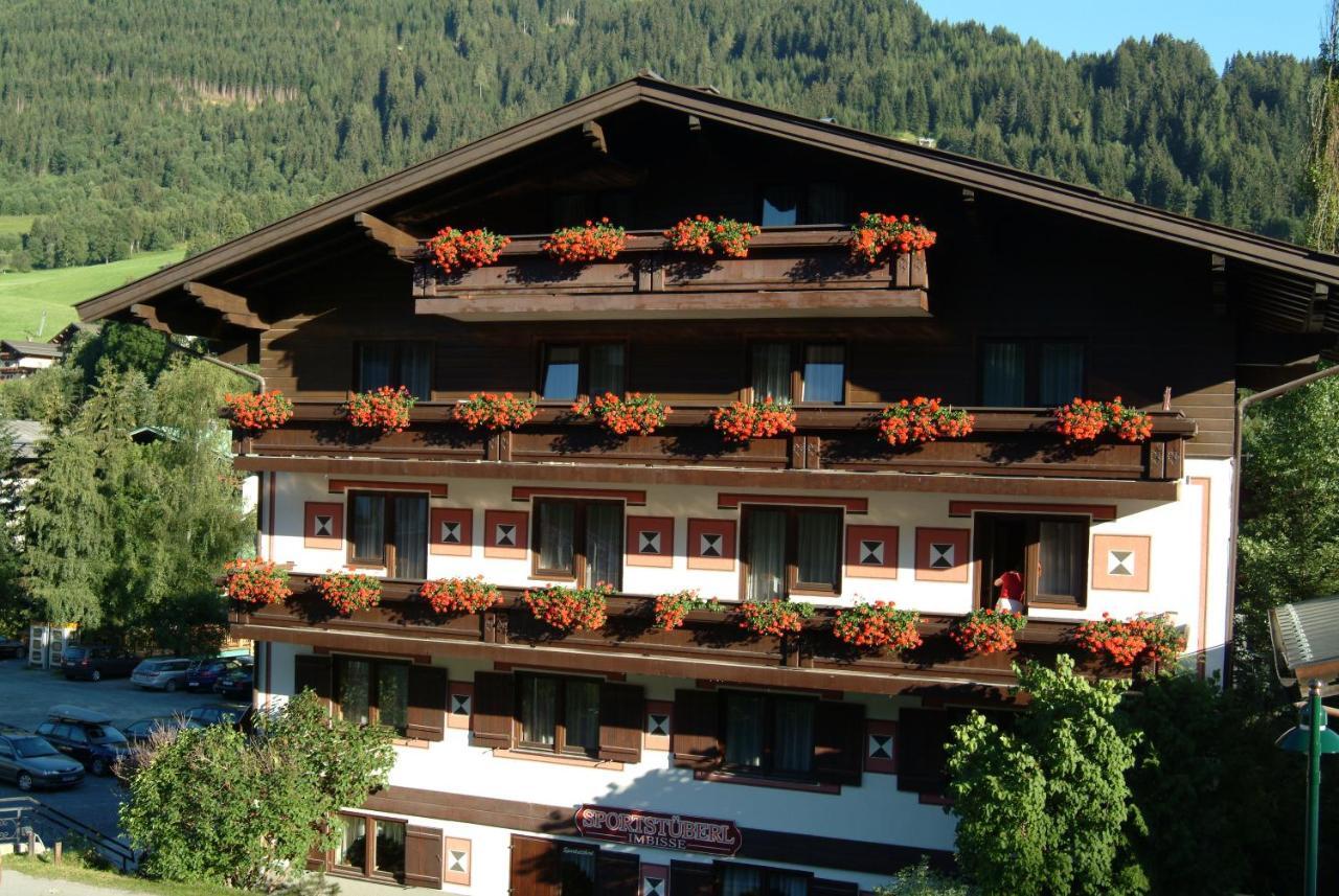 Hotel Pinzgauerhof - Inclusive Evening Dinner Saalbach-Hinterglemm Extérieur photo